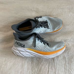 Hoka Clifton 8 Sneakers